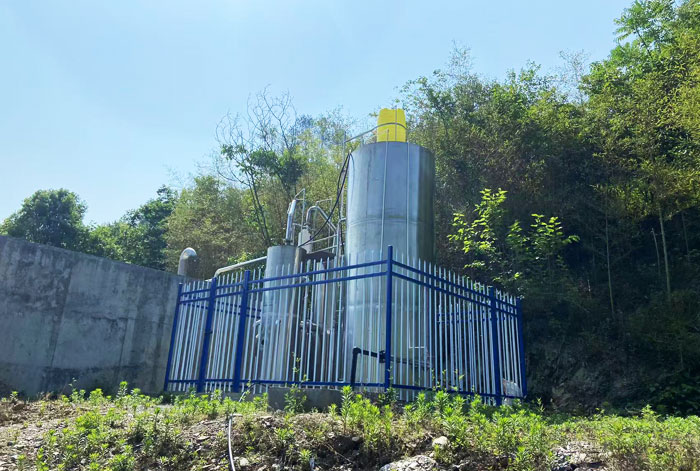 陕西安康西河镇农村安全饮�?0t/h净水设备项�? /> </dt> <dd><h3>陕西安康西河镇农村安全饮�?0t/h净水设备项�?/h3></dd>  </dl> <dl class=